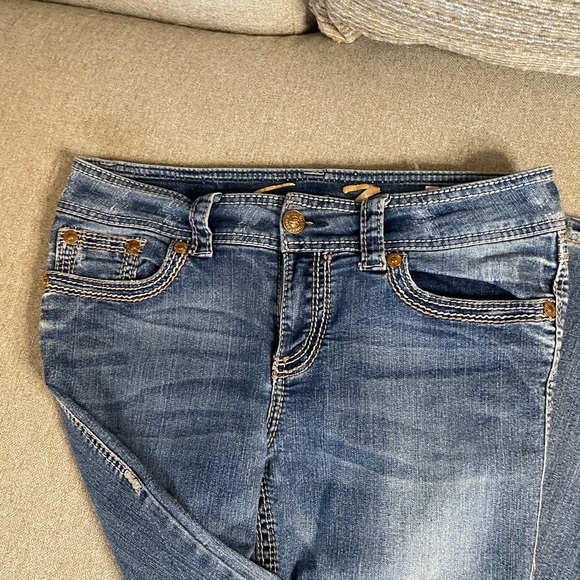 Seven 7 Women’s Jeans size 10 Boot Cut Embellished Pockets - Picture 2 of 10